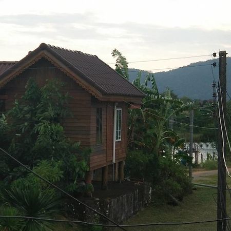 Baan Pak Phutawan Resort Ban Ban Takat Ngao Dış mekan fotoğraf